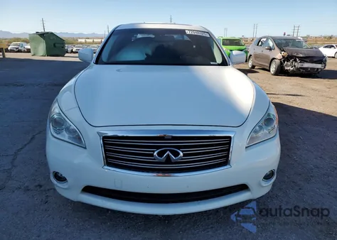 2013 Infiniti M37 z USA, uszkodzony, nr VIN JN1BY1AP7DM513119